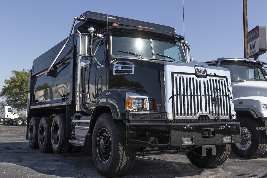 3 Ways to Successfully Sell Heavy-Duty Trucks at Your Dealership